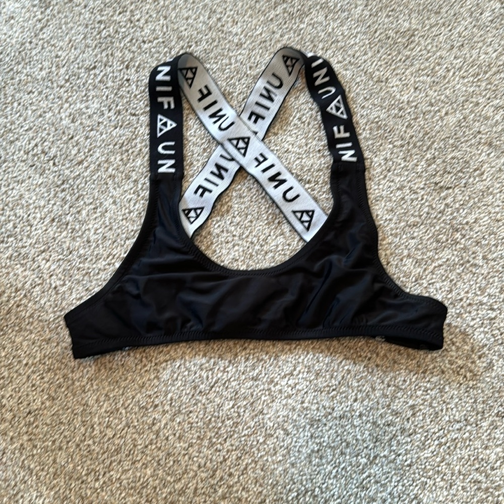 UNIF criss-cross bralette